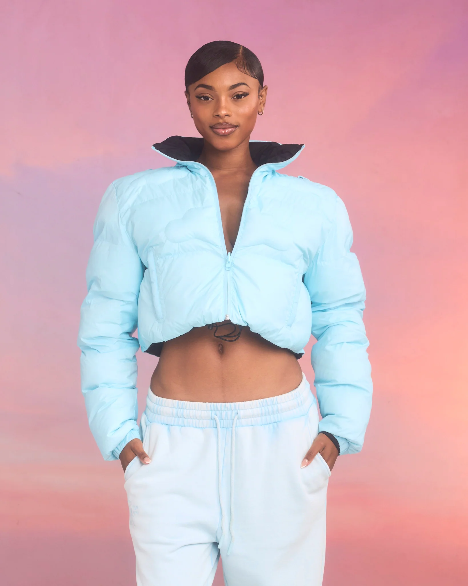 Reversible Cloud Cropped Puffer Jacket - Image 7